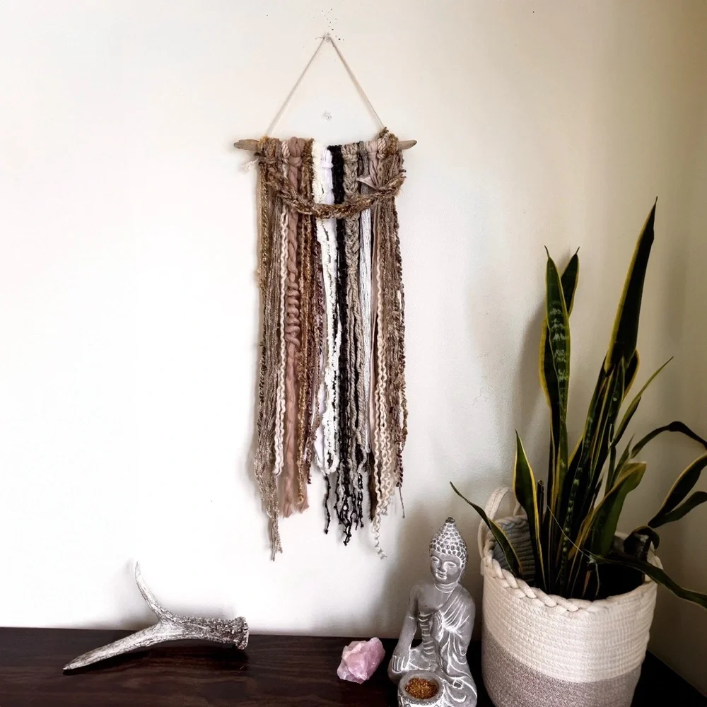 HANDMADE Boho Inspired Fibre Wall Hanging Macrame Home Decor Art Fabric Wool - Picture 1 of 5